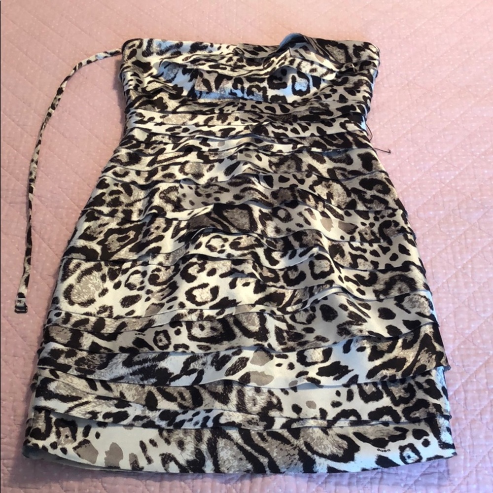 Beautiful BEBE cocktail dress
